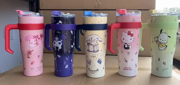 三丽鸥 巨无霸吸管杯